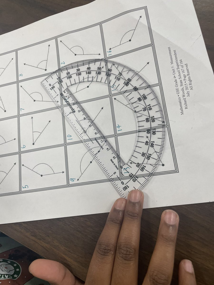 MrsFranklin18's tweet photo. Played Guess the Angle today! We had to estimate angle measurement and then use a protractor to find the exact measurement! @rhandrewselem https://t.co/w9oH6xkJro
