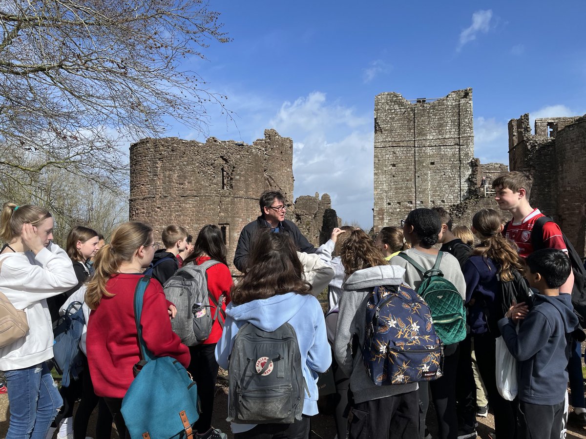 SECHumanities's tweet photo. A wonderful History trip this morning to Goodrich Castle with y7 ⁦@StEdwardsChelt⁩ ⁦@StEdwardsChelt⁩ ⁦@StEdsHeadmaster⁩ @historyengland https://t.co/DoM5HO3QYu