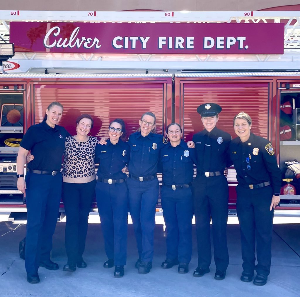 WFA_fire's tweet image. #WednesdayWisdom

Whether youre 1st, 2nd, or 100th never stop trying to turn your goals into reality!

Saturday the #CCFD swore in FFs from the last 3yrs.

Congrats FF Christina C. (1st CCFD female FF) &amp;amp; FF Kelly C. (2nd CCFD female FF).

The WFA was there to support &amp;amp; celebrate.