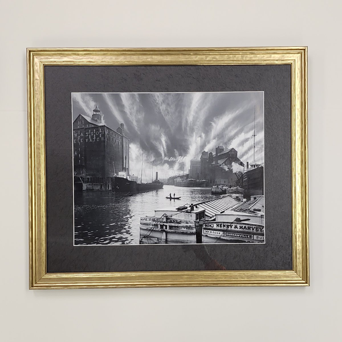 FastFrameDurham's tweet image. Going for a dramatic look, my customer selected a black fabric mat and a gold @larsonjuhl frame to contrast this black and white print. #FastFrame #Durham #fastframedurham #blackandwhite #photography #art