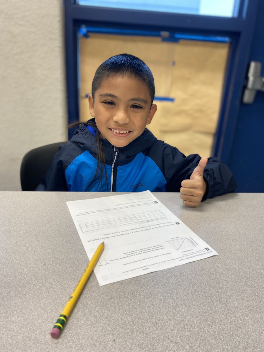 BSD_GATE's tweet image. BSD is dedicated to meeting the needs of the whole child. This awesome 4th grader is taking 7th grade math! Thank you @lreynaga1987 and @BurtonBulldogs for providing an extended learning opportunity to one of our awesome #bsdGATE students!