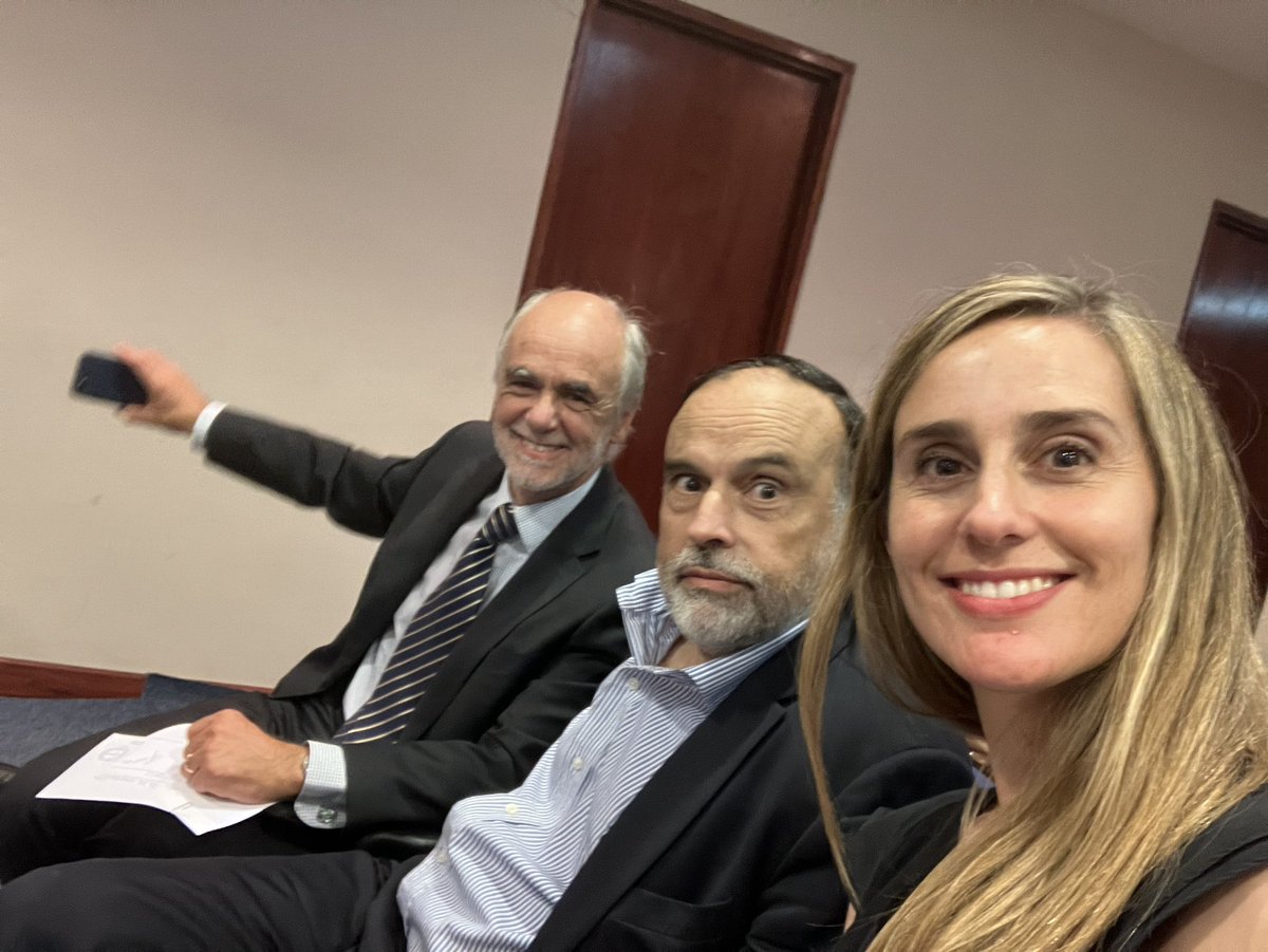 Elisa Walker (@ElisaWalkerE) on Twitter photo 2023-03-22 20:55:21 Hoy se celebró una Asamblea Extraordinaria en el @ChileColegio, donde se aprobó extender por dos elecciones la aplicación de la cuota de género en el resultado. Eso complementa la paridad en las listas, la que es una norma permanente. Buena forma de conmemorar el 8M. Hoy se celebró una Asamblea Extraordinaria en el @ChileColegio, donde se aprobó extender por dos elecciones la aplicación de la cuota de género en el resultado. Eso complementa la paridad en las listas, la que es una norma permanente. Buena forma de conmemorar el 8M.