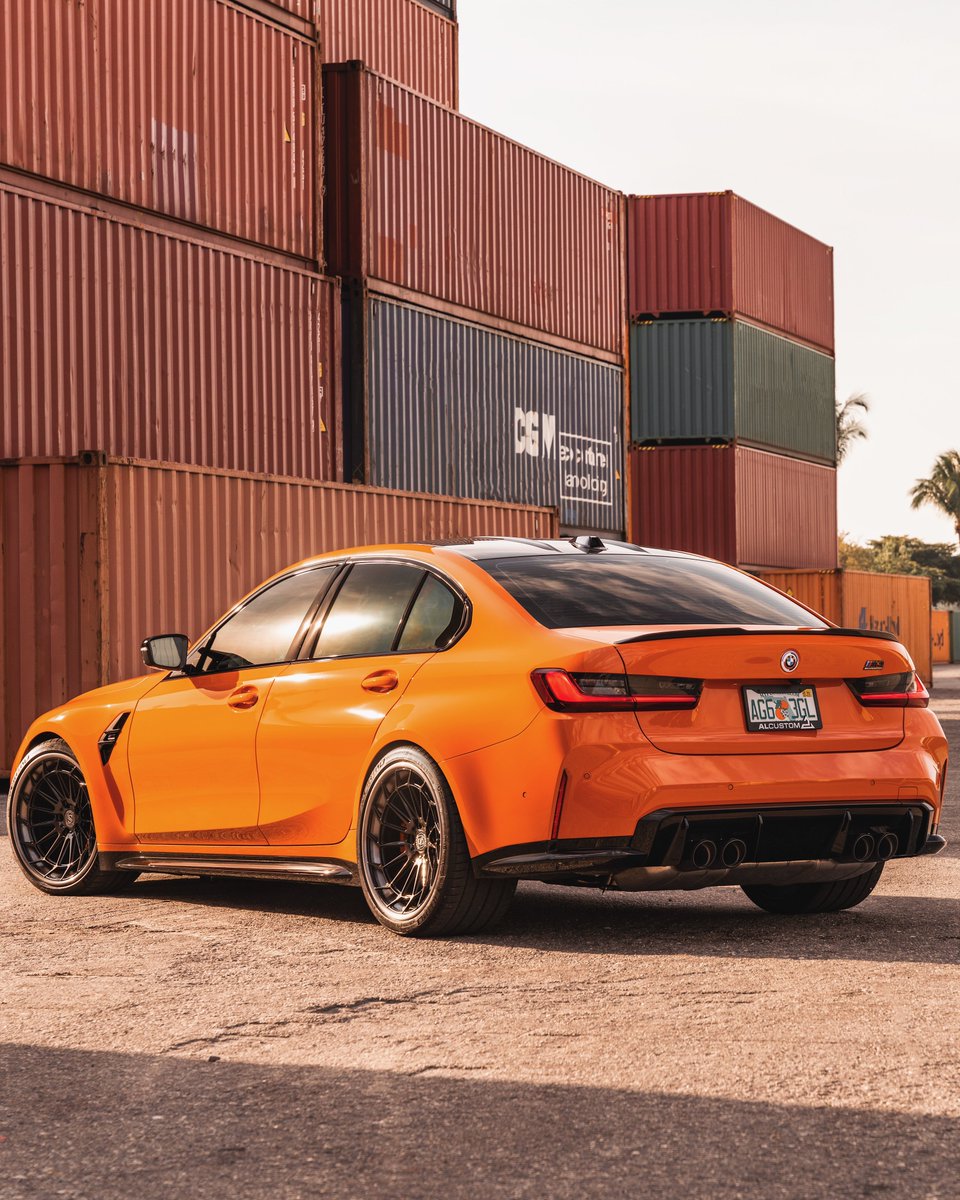 KFLETCH___'s tweet image. Orange creamsicle. Jahre Edition G80.