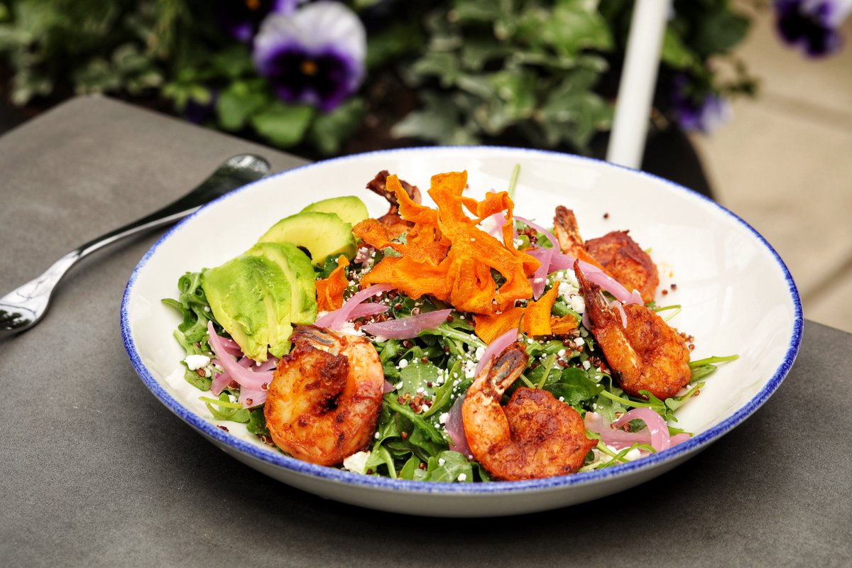 Salad season is on the way! Grilled shrimp with avocado and crispy carrots is the perfect lunch on a spring day 🥗☀️🍤

📸 MADN Agency

#landandlakeaville #andersonvillechicago #shrimpsalad #saladrecipes #Foodstagram #ChicagoFoodie #infatuationchi