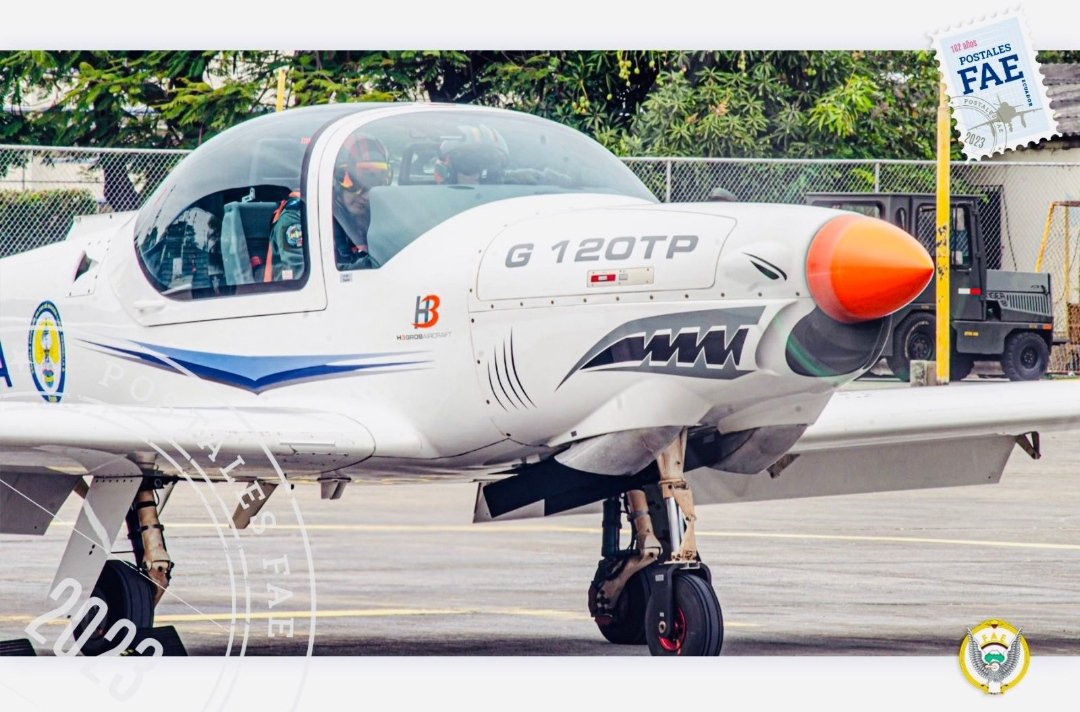 FuerzaAereaEc's tweet photo. #PostalesFAE presentamos al equipo de vuelo GROB G-120TP que cuenta con un moderno sistema de entrenamiento básico y avanzado de los cadetes de la Escuela Superior Militar de Aviación "Cosme Rennella B." https://t.co/12eDBi8XPy