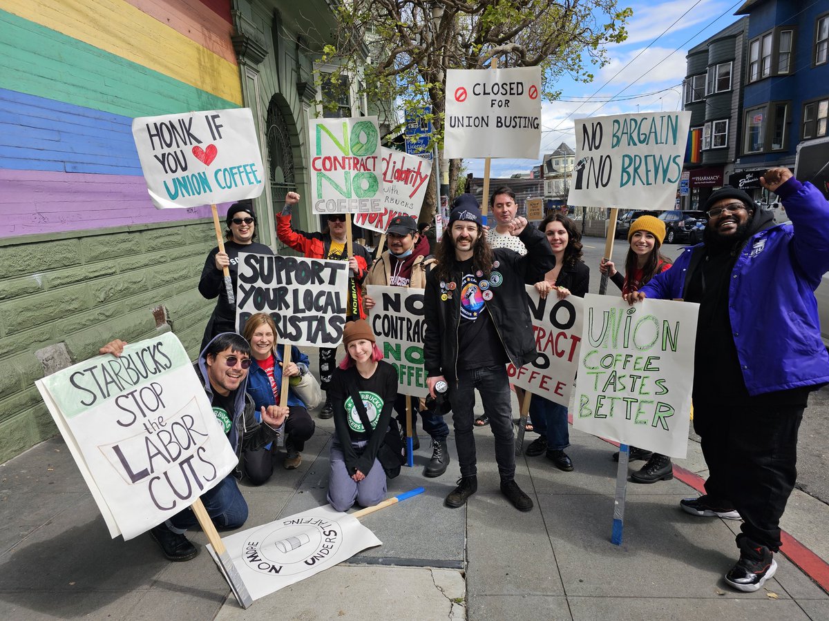 We outside. @Starbucks 18th & Castro. Fighting for dignity, respect, and a contract. If we don't get it, shut it down. @seiu1021 @sflabor @SBWorkersUnited #NoContractNoCoffee #StarbucksBeKind #1u