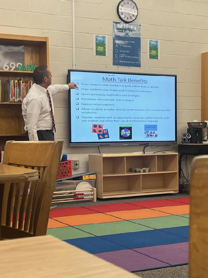 JohnRos68769558's tweet photo. I had a wonderful afternoon with the dedicated faculty of Byrd Elementary. Together, we spoke of and engaged in dot images, rekenreks, open strategy sharing, problem strings, "Let's Represent It!" and WODB - all for the benefit of our littles.
#CSTatwork #mathtalkmagic #MTBoS https://t.co/rCXf2AOXIl