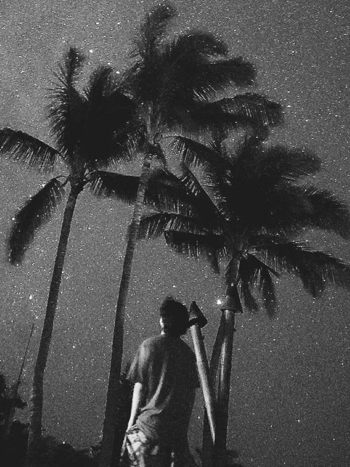 👋 Hello. I wrote a small Taegi, feverishly inspired by Yoongi’s fofo

🏕️ Tae goes hiking and a fated meeting ensues
🏕️ 16k, one shot, very 🔞
🏕️ My usual fun mix of copious smut and feelings

As always, thank you for reading 💞

archiveofourown.org/works/45843973