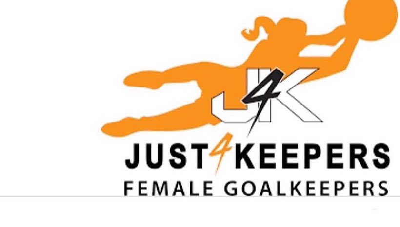 J4K DEVON &amp; CORNWALL 💚🧤

Another evening in the rain,but 2 brilliant sessions from all the girls at PAFC ADC👏🧤
Keeping standards high👊🧤

I run a girls only goalkeeping session on Monday 7-8pm Plymstock School,6-16 yrs ,all welcome.<a href="/HerGameToo/">Her Game Too</a> @Just_4_keepers