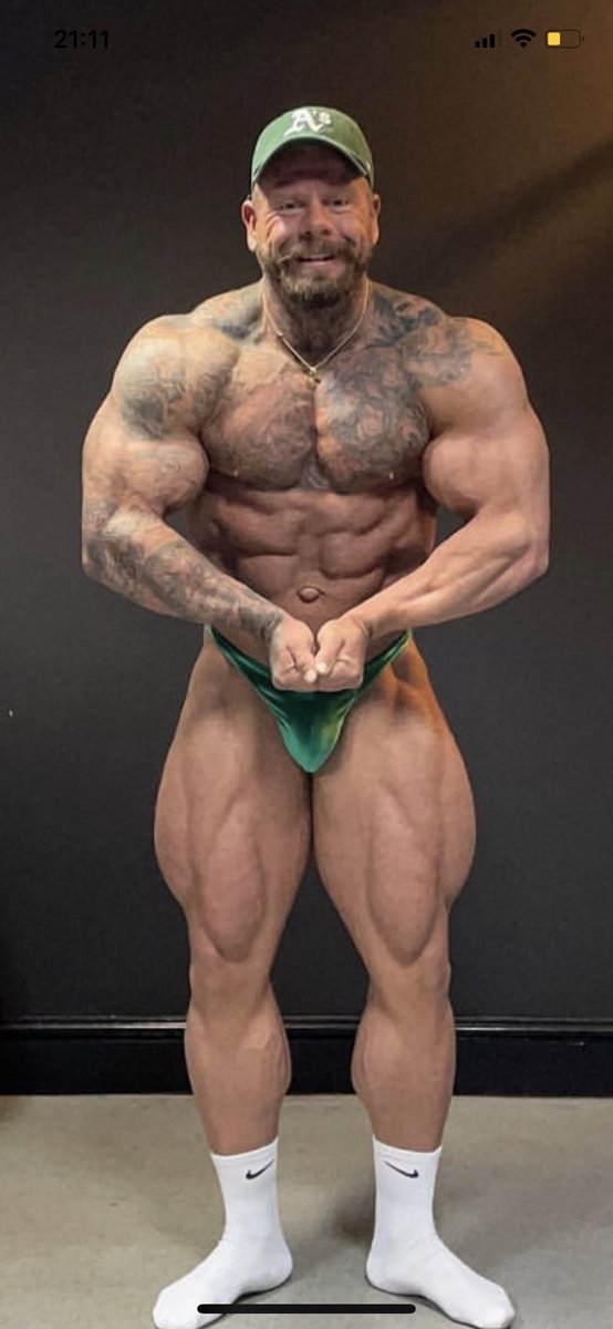 ACBphysiquephotography tweet media