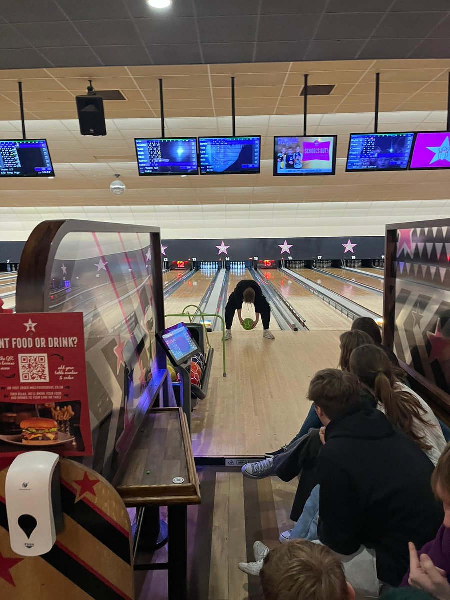 Holyrood Sixth Form tweet media