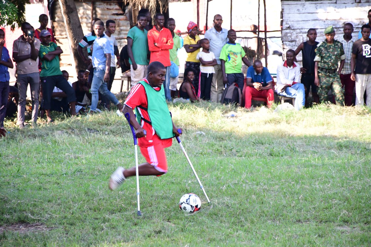 ABPInfos's tweet photo. 2. Ces cérémonies ont été présidé par Fred #Sorrells qui a représenté la Fédération Mondiale du Football des amputés, une délégation du #Rwanda a fait également le déplacement https://t.co/pIIXJUUDxY