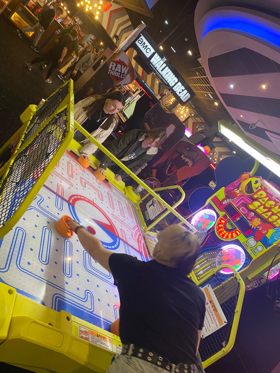 Holyrood Sixth Form tweet media