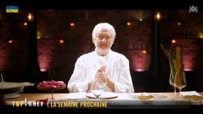 Enfialomeno's tweet photo. Déçu, j'imaginais l'intérieur de la boite blanche comme un lieu sacré dans lequel les candidats auraient pénétré à genou pour entendre les prophéties de Pierre Gagnaire.
#topchef #TopChef2023 https://t.co/tzpLSwJ8hN