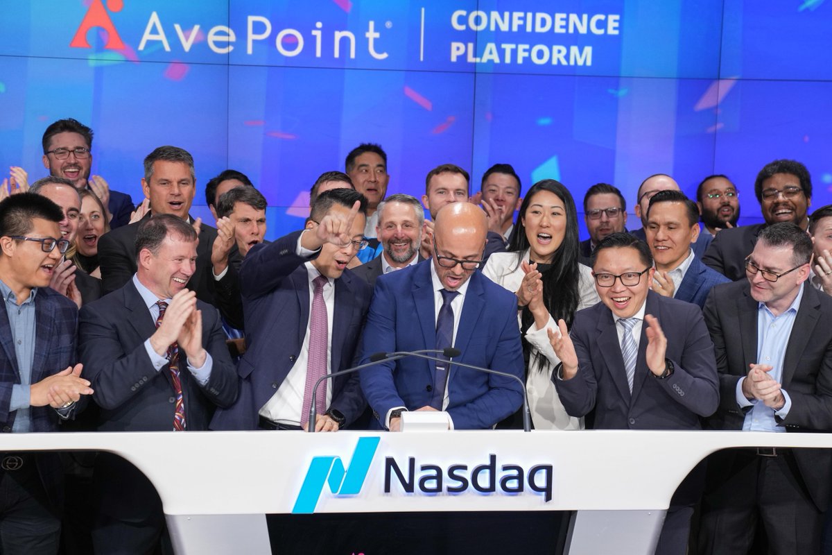 NasdaqExchange's tweet photo. Collaborate with confidence with @AvePoint. 🤝✨

Joining us for the @NasdaqExchange Closing Bell, $AVPT provides the most advanced platform to optimize SaaS operations and secure collaboration. #NasdaqListed https://t.co/RqUnarAKdI