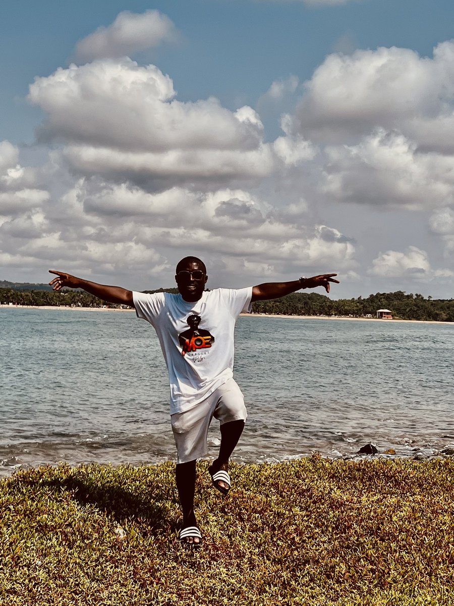 goode_fynn's tweet photo. We know we will sail through these days because we know the sun ☀️ is definitely gonna shine after these stormy days. We promise to make our hay while our sun shines.
#somethingiscoming #MOE #MoEF #ifpep #upsa #snapshat https://t.co/tms6hW7fiy