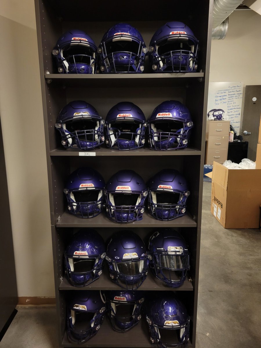 yotesequipment's tweet photo. Helmets ready for Spring Camp 😈

#ComeWinWithUs https://t.co/IWapKojjS1