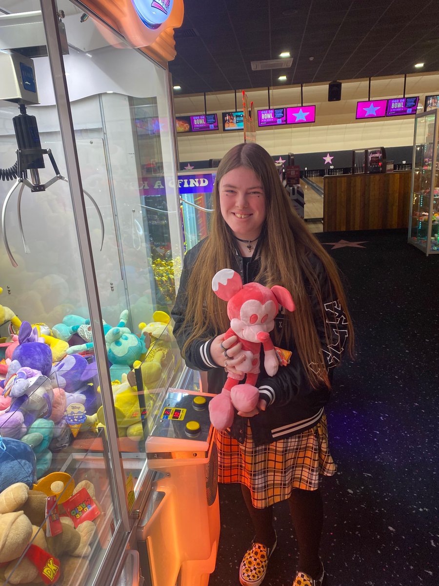 Holyrood Sixth Form tweet media