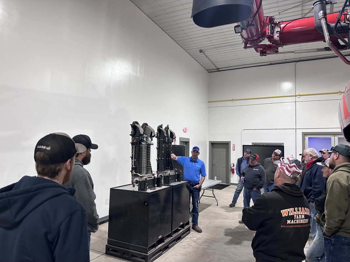 Geringhoff's tweet photo. This week Geringhoff is in Indiana at a Regional Service Training updating our Dealer Service Technicians on the latest updates regarding Geringhoff Corn and Draper heads. #Geringhoff #geringhoffdifference #GeringhoffService #ExcellentService #GeringhoffDealer #GeringhoffDealers https://t.co/6xFAx2wwSB