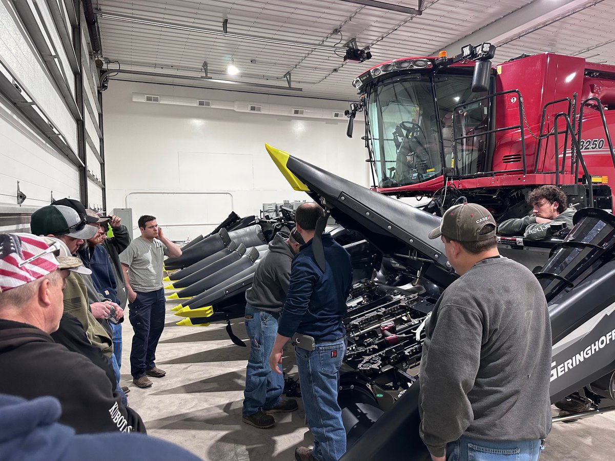 Geringhoff's tweet photo. This week Geringhoff is in Indiana at a Regional Service Training updating our Dealer Service Technicians on the latest updates regarding Geringhoff Corn and Draper heads. #Geringhoff #geringhoffdifference #GeringhoffService #ExcellentService #GeringhoffDealer #GeringhoffDealers https://t.co/6xFAx2wwSB
