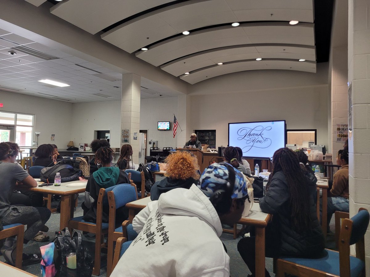 MrsVessell's tweet photo. The ELHS National English Honor Society hosted our first ever Coffee House Open Mic this afternoon and heard comedy, poetry, and short stories from faculty members and students! I'm thinking we should make this a tradition! ❤️ 

@ELHS_HCS @DrKeshaJones1 @ELA_HCS @HenryCountyBOE https://t.co/Ks3hnmKV7L