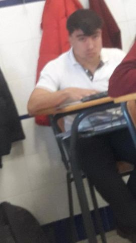 yo sin tener ni puta idea del examen 
me giro a ver al dani  , el dani :
