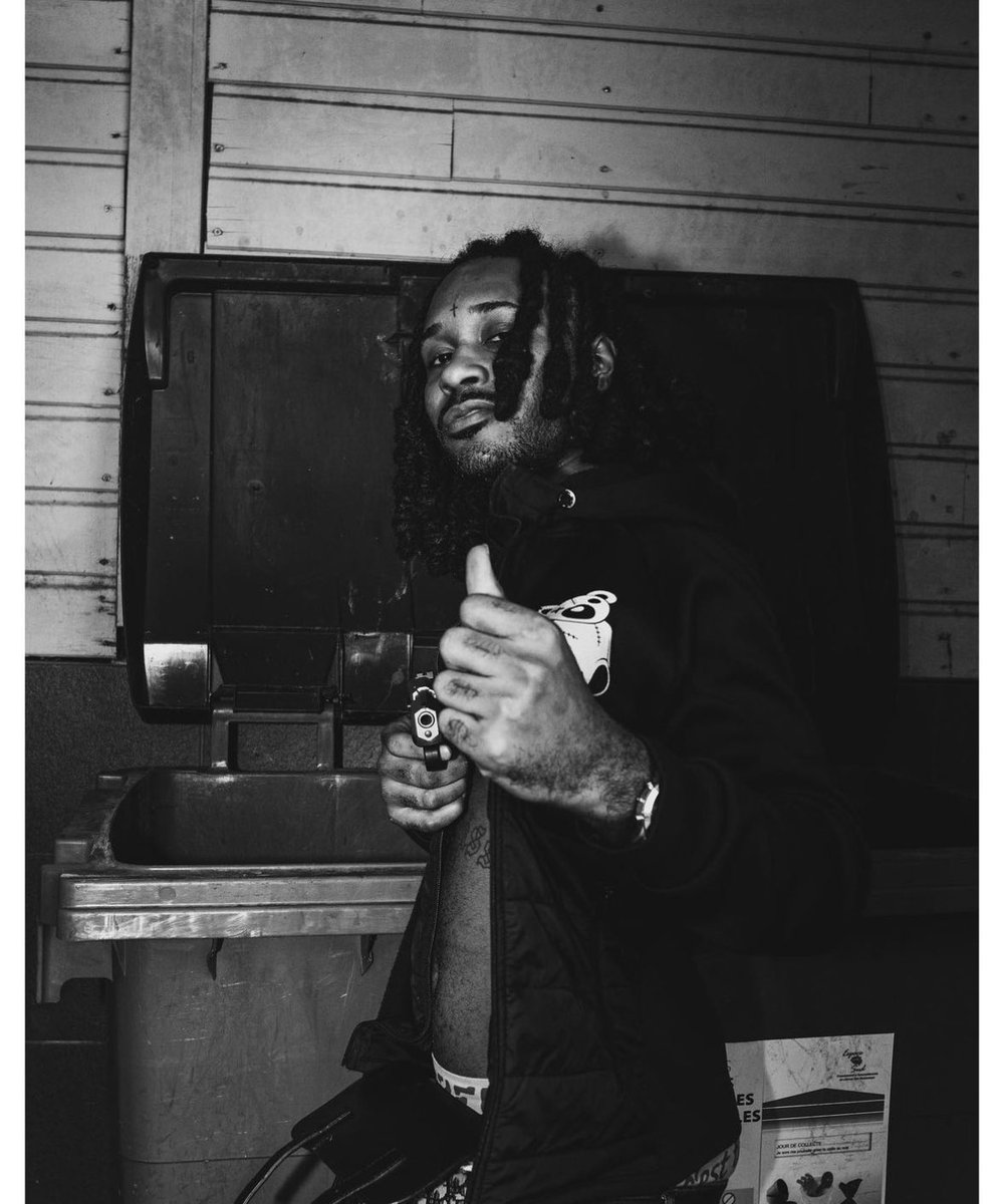 le_ashe_'s tweet photo. {THREAD}:
Thread sur l’un des artistes trap des Antilles les plus sous-côté avec Jo gang!!🔥🔥🔥

Les meilleurs sons de @LarnakR9 a mes yeux: https://t.co/nltXtBxTjd