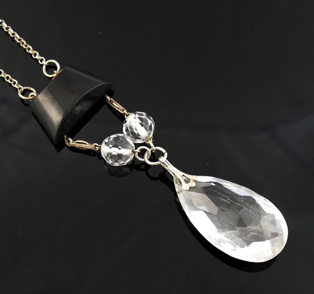 PippaDeeley's tweet photo. Over 100 group lots of silver and gem-set jewellery in our sale this Saturday, all very reasonably priced with estimates starting from just £20.  Ex-stock from a jewellers, and a fraction of the ticket price.  Bargains galore!!!! Check out our website: https://t.co/iJbXv9ZoXW https://t.co/g2ePlQhwlW