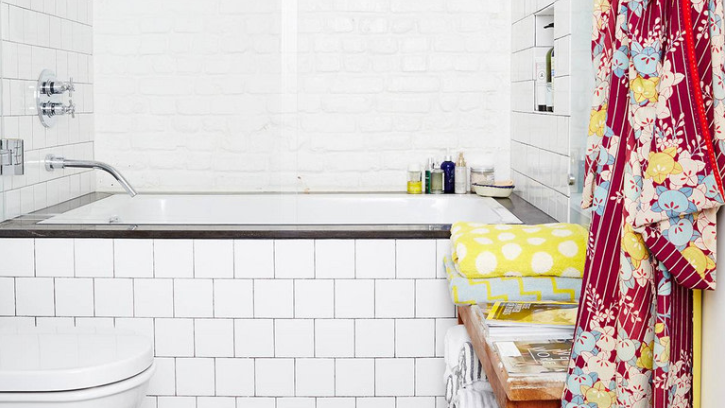 TriangleRELLC's tweet photo. How to maximize the space in your tiny, rental bathroom!...https://t.co/UQorjwqAim https://t.co/3ehFrYoFLD