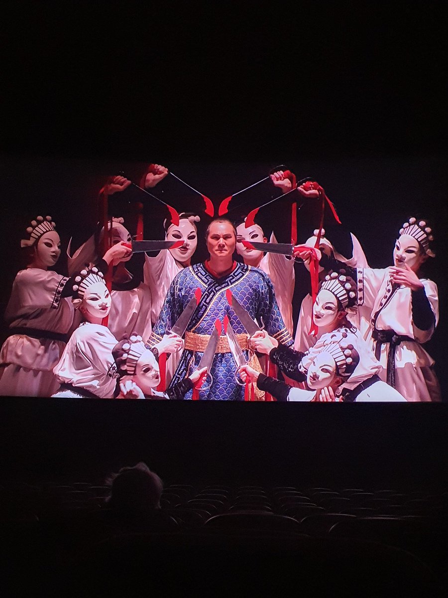 Amazing performance as usual from @RoyalOperaHouse with a fantastic cast #annapirozzi #yonghoonlee #vitalijkowaljow @MasabaneCecilia #hansungyoo #aledhall #michaelgibson
Watching at Cinema from Trieste, Italy #ROHturandot