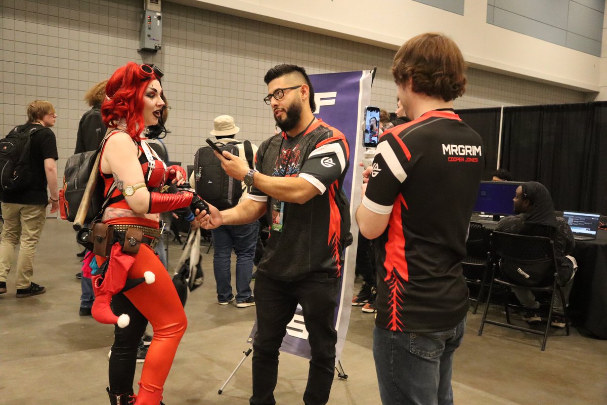 MCSxGaming's tweet photo. Late post but @PlaythroughGC at the @Raleigh_CC was a blast! Met a lot of great people and overall a great convention.
#lan #conventions #gaming #esports #playthroughgc #raleigh #USEA https://t.co/cU8OhZWAHZ