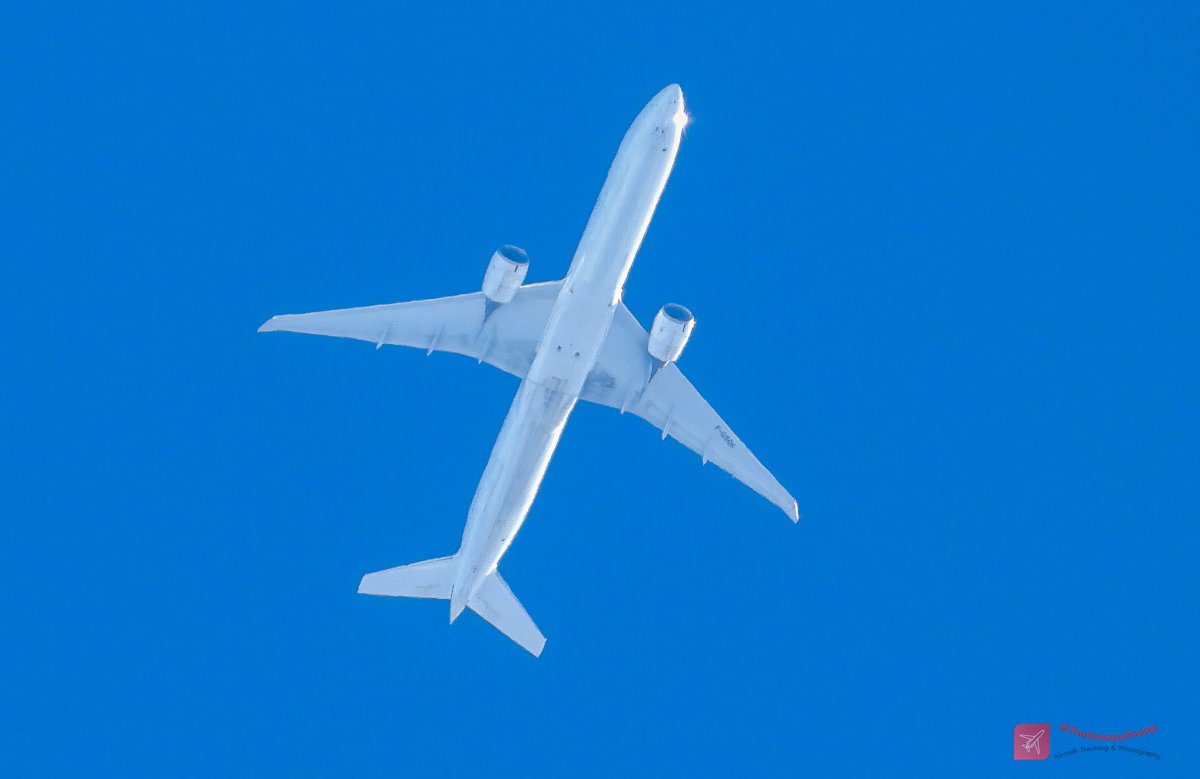 TheSnoopySnoop's tweet photo. Conditions weren't great for the high-fliers today unfortunately
Couple of shots of #UA41 Boeing 777 N27015 at 35,000ft FCO/EWR
One shot of #AF178 Boeing 777 F-GSQK at 30,000ft CDG/MEX
#avgeek #Planespotting #aviationphotography #nikonphotography https://t.co/KwRPT19onz