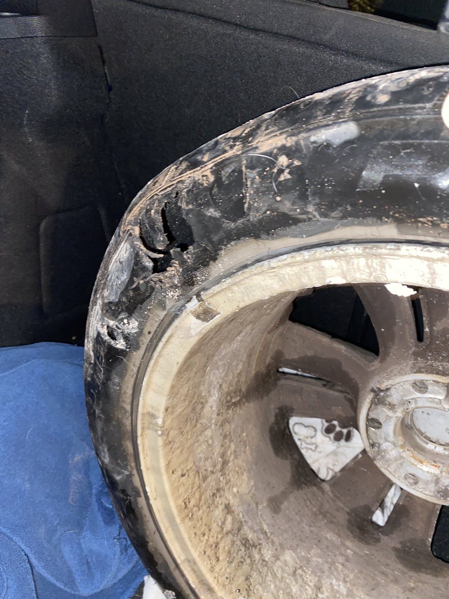 beardedborderer's tweet photo. Near death experience on my way home last night…

Reminder to myself when you see metal debris on the road, try and avoid it 🫣😅 

#lucky https://t.co/U50RCyVeby