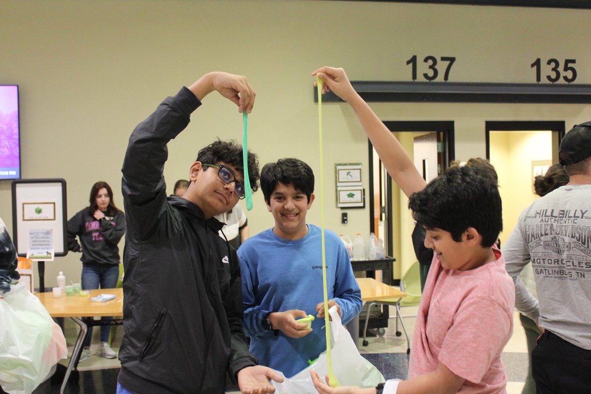 TNTechSTEM's tweet photo. Minecraft STEM on March 3rd was a blast! βοΈπ©π« As always, thanks to all of our amazing faculty, staff, student workers, and volunteers who spend countless hours working to make these events possible!
.
#FabFriday #OakleySTEMCenter #MinecraftSTEM #STEMfun https://t.co/wTHP1zUJEJ