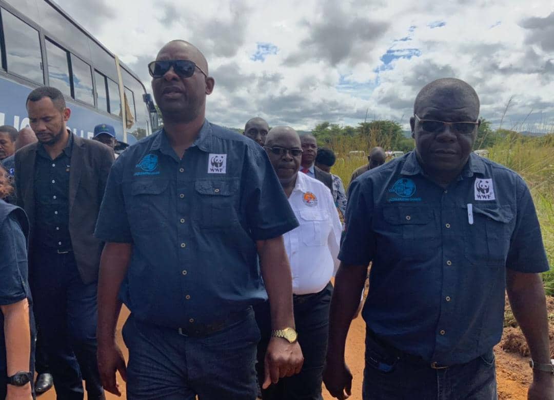 wwfzambia's tweet photo. HAPPY WORLD WATER DAY!
#WWFZambia in collaboration with the #MinistryOfWaterDevelopmentAndSanitation officially commemorated #WorldWaterDay in Mumbwa District. Let us join hands and solve our water crisis for a sustainable and safe future.
#WorldWaterDay #AccelaratingChange https://t.co/Kz0MX4n6hY
