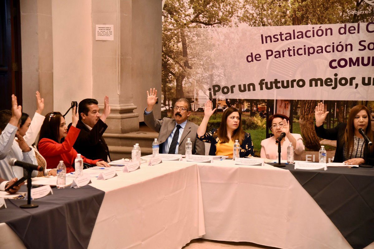 SEED_Dgo's tweet image. Se instaló el Consejo de Participación Social en la Educación (COMUPASE), de Durango Capital.

Cada municipio tendrá su consejo, integrado por autoridades municipales, padres de familia, representantes de asociaciones, maestros, directivos de escuelas, 1/2