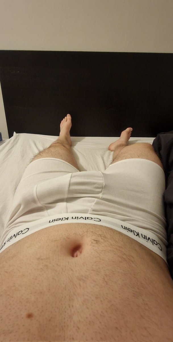 julienbi92's tweet photo. Vous aussi vous kiffez les Calvin Klein https://t.co/56QQuCapDg