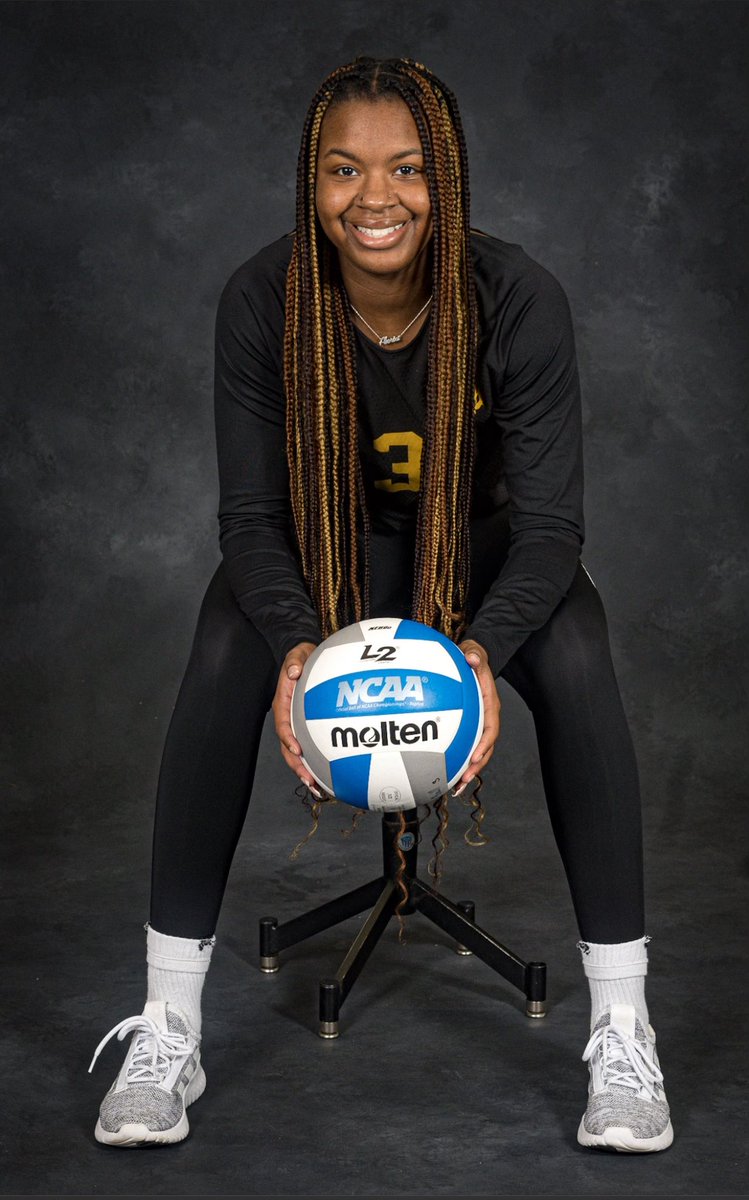 CE King HS Volleyball tweet media