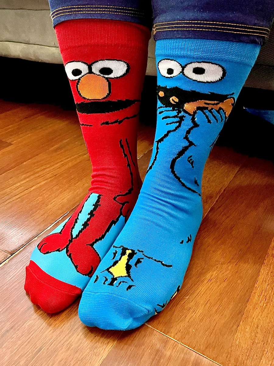 detodonada's tweet photo. Hola, en @Calcetinesi tenemos estos hermosos diseños de #plazasesamo con #elmo #elmostruocomegalletas y muchos más!
Si quiere pasar a ver las novedades y los clásicos les dejo el insta 👇🏼

https://t.co/9rukKNGRz7 https://t.co/Px0RrEYvXQ