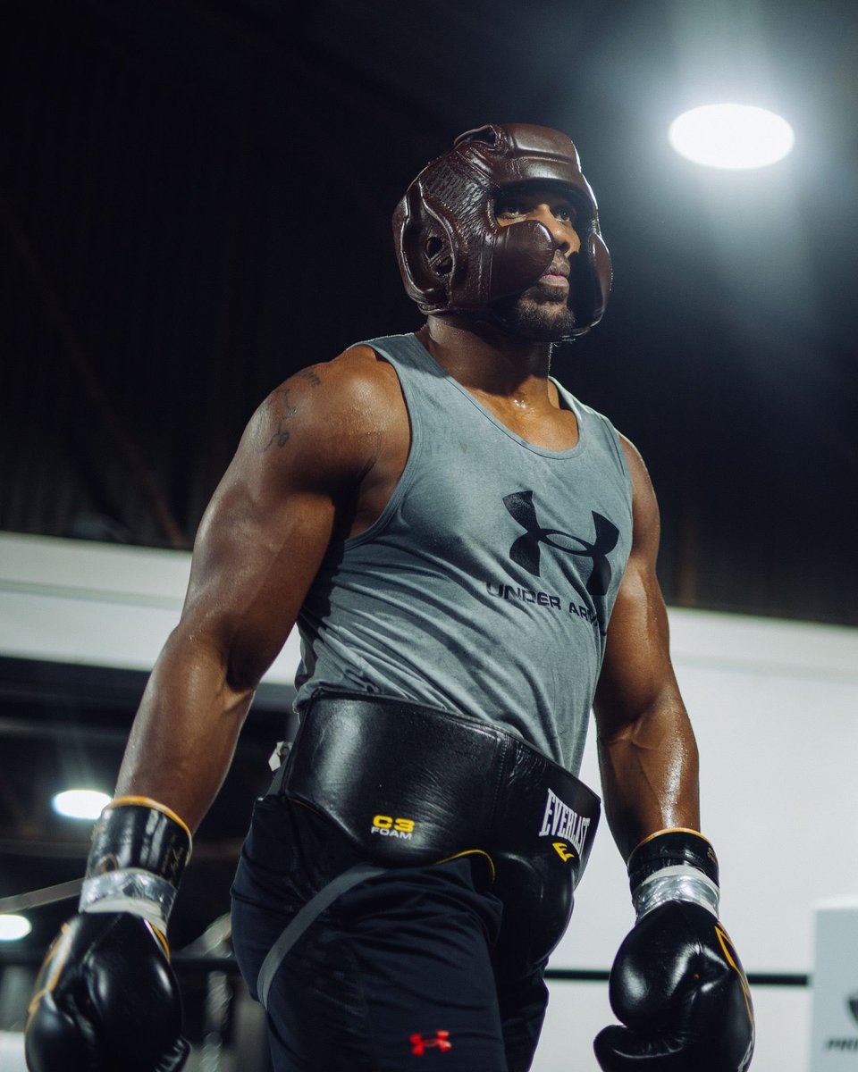 anthonyjoshua's tweet photo. Manifesting. 

Live exclusively on https://t.co/QrnkfNRtDc https://t.co/3sNfPHpIwP