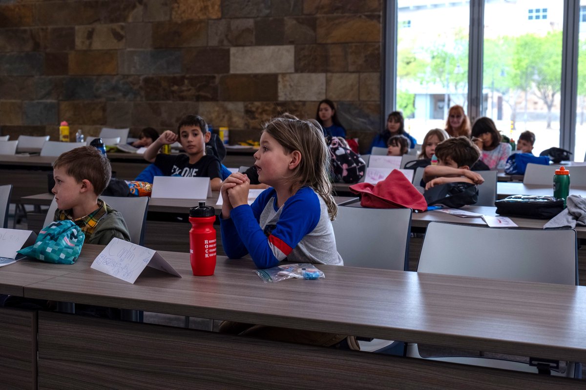 MaranaPD's tweet image. Day 3 of our MPD Kids Police Academy and the kids are having a blast! This is in partnership with @MaranaParksRec 🛝🚔 #springbreakcamp