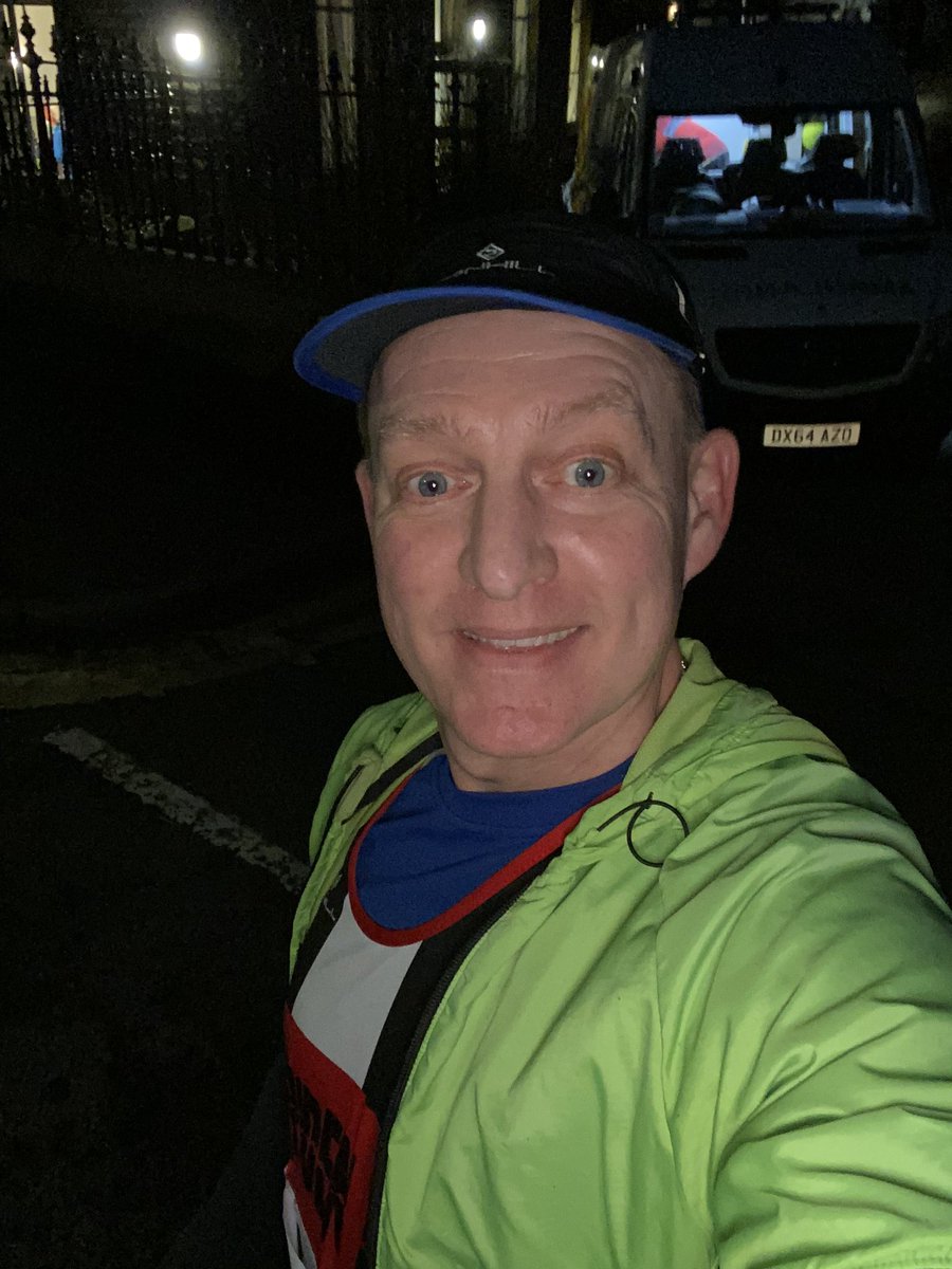 Great night fell race over Pendle raising funds for local mountain rescue <a href="/RPMRTeam/">RPMRT</a> #fellrunning