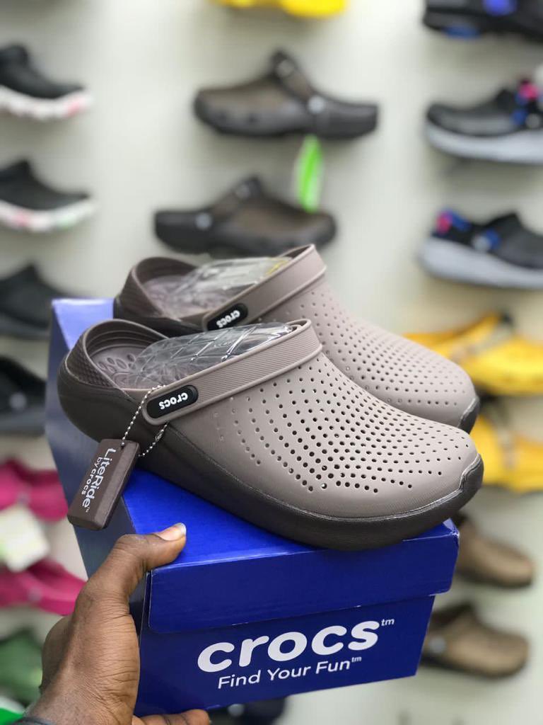 Sadeeqh_Paper's tweet photo. Crocs
Price: 16k
WhatsApp: 08067171382
Congratulations Obidients| Nasarawa| But Mc Oluomo| Amiyah| Mimiko| 25% in Abuja| RCCG| ASUU| Enugu| #nkanu east #doggy https://t.co/Xp8SQ2lDC7