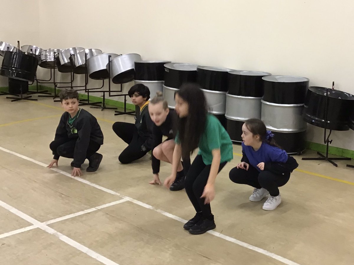 LindenRDRowan's tweet photo. @LindenRDRowan working collaboratively to create their own moves to incorporate into their dance routine. @Linden_PE @LindenRoad https://t.co/uUYjJjDkbj