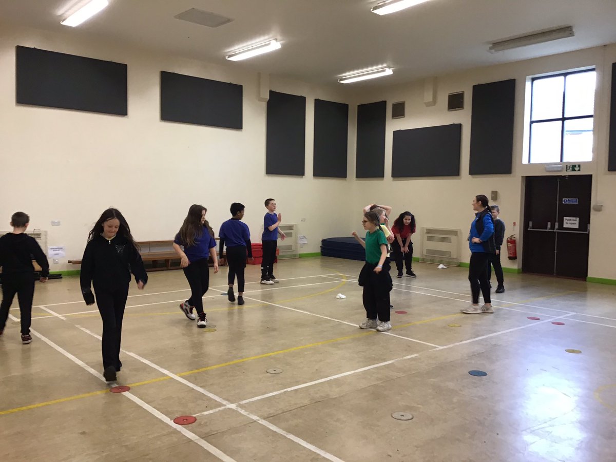 LindenRDRowan's tweet photo. @LindenRDRowan working collaboratively to create their own moves to incorporate into their dance routine. @Linden_PE @LindenRoad https://t.co/uUYjJjDkbj