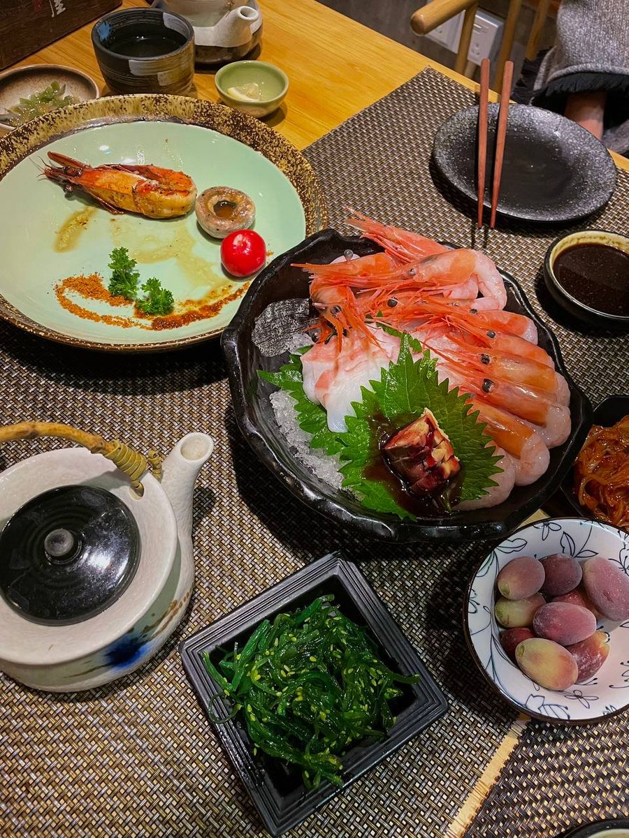 Hyojin1346's tweet photo. Japanese food, taste very good😋 https://t.co/hmO85mJRpk