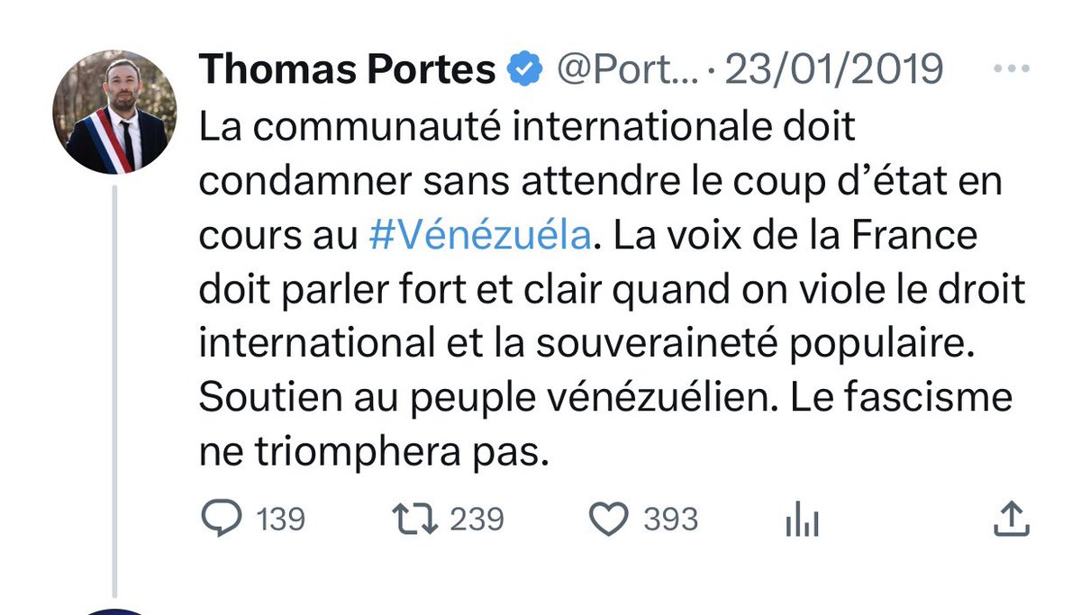 frhaz's tweet photo. Le «député» @FranceInsoumise @Portes_Thomas qui appelle les Français «à venir chercher»et «dégager»@EmmanuelMacron avait déjà piétiné ballon de foot à l’effigie de @olivierdussopt. C’est aussi 1 soutien acharné de la dictature du Venezuela qui tue les manifestants. #CerveauMalade https://t.co/VTbPH5XMNS