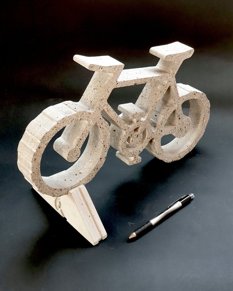 QuimeraVe's tweet photo. … Pasión por el ciclismo …
#Handmade in #Concrete by #QuimeraCreativa in #Venezuela
📱 Whatsapp+58.412.328.28.30 (just messages)
#Escultura #InteriorDesign #Concreto #ConcreteLovers #Decoración #BetonDesigne #ArtLovers #Bicicleta #Cement #Bicycle #ciclismo https://t.co/cPgY603eoC