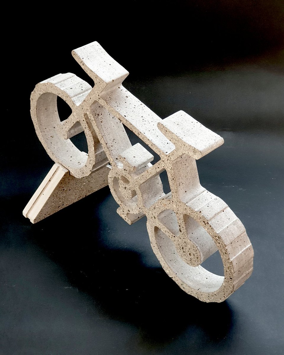 QuimeraVe's tweet photo. … Pasión por el ciclismo …
#Handmade in #Concrete by #QuimeraCreativa in #Venezuela
📱 Whatsapp+58.412.328.28.30 (just messages)
#Escultura #InteriorDesign #Concreto #ConcreteLovers #Decoración #BetonDesigne #ArtLovers #Bicicleta #Cement #Bicycle #ciclismo https://t.co/cPgY603eoC