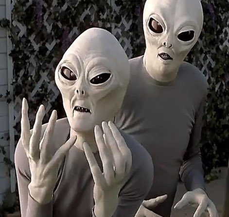 ytienepapeles's tweet photo. *me looking at my EAD and seeing my assigned Alien number from USCIS* https://t.co/gZWPUe1EZk